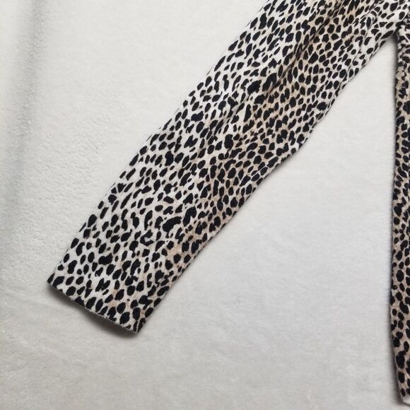 Chicos 1 Medium Knit Top Cheetah Print Long Sleeve Back Zip Mob Wife Timeless - Picture 2 of 9